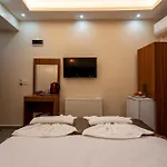 Historia Hotel 3*